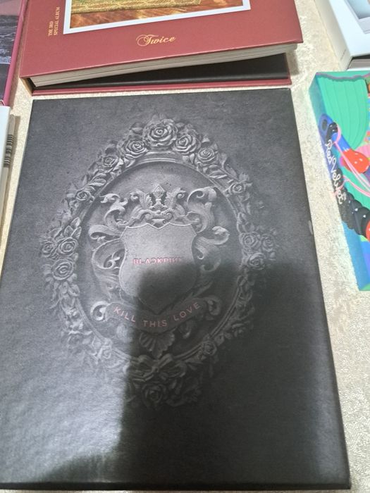 Кей поп албуми,стикери,дискове,плакати