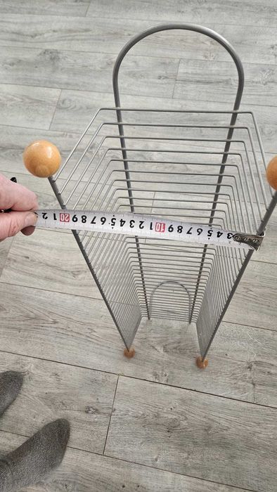 Метална подова стойка за 38 DVD или Blu-ray дискове