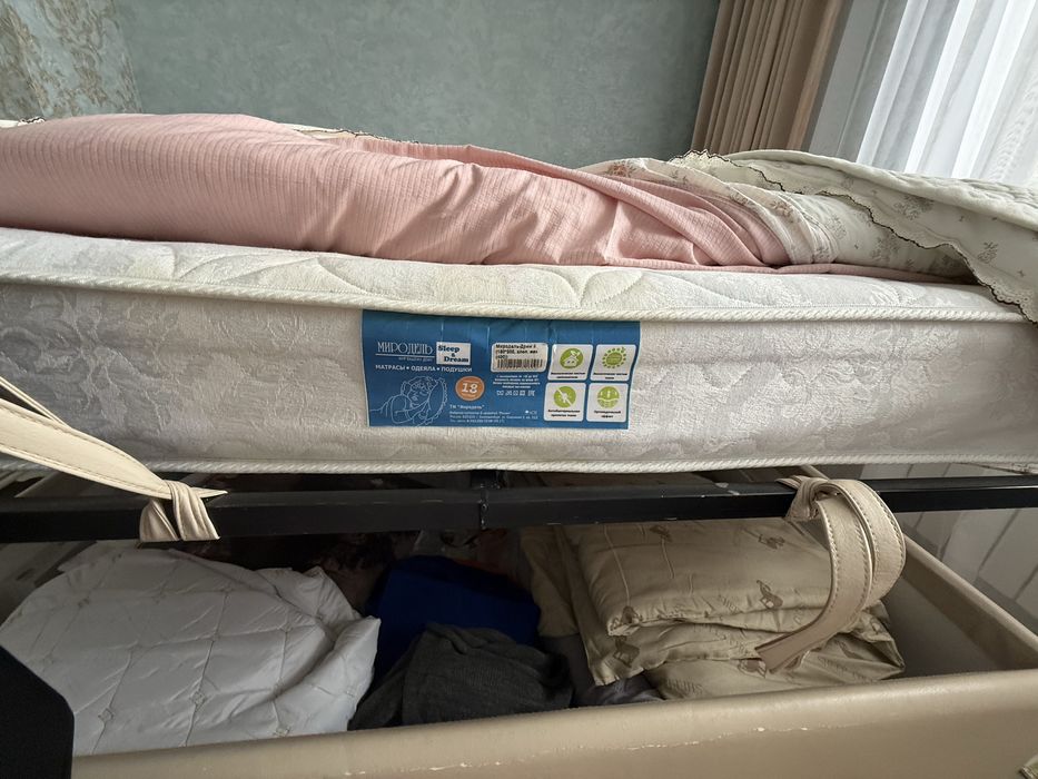 Кровать 160/200 вместе с матрасом