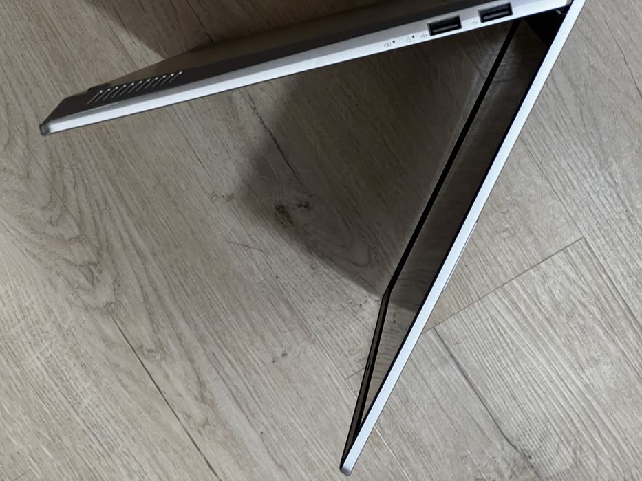 Продавам лаптоп ASUS Vivobook Pro 14 OLED с RTX 3050