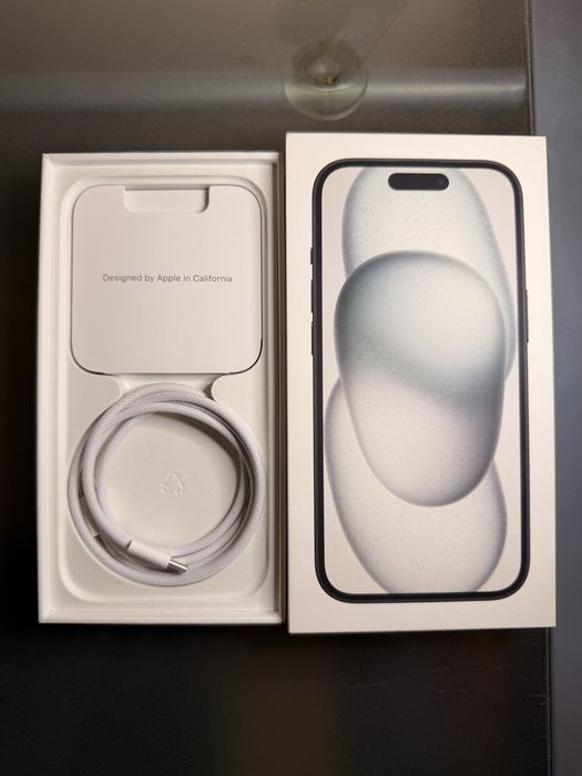 Iphone 15/128gb в отлично състояние