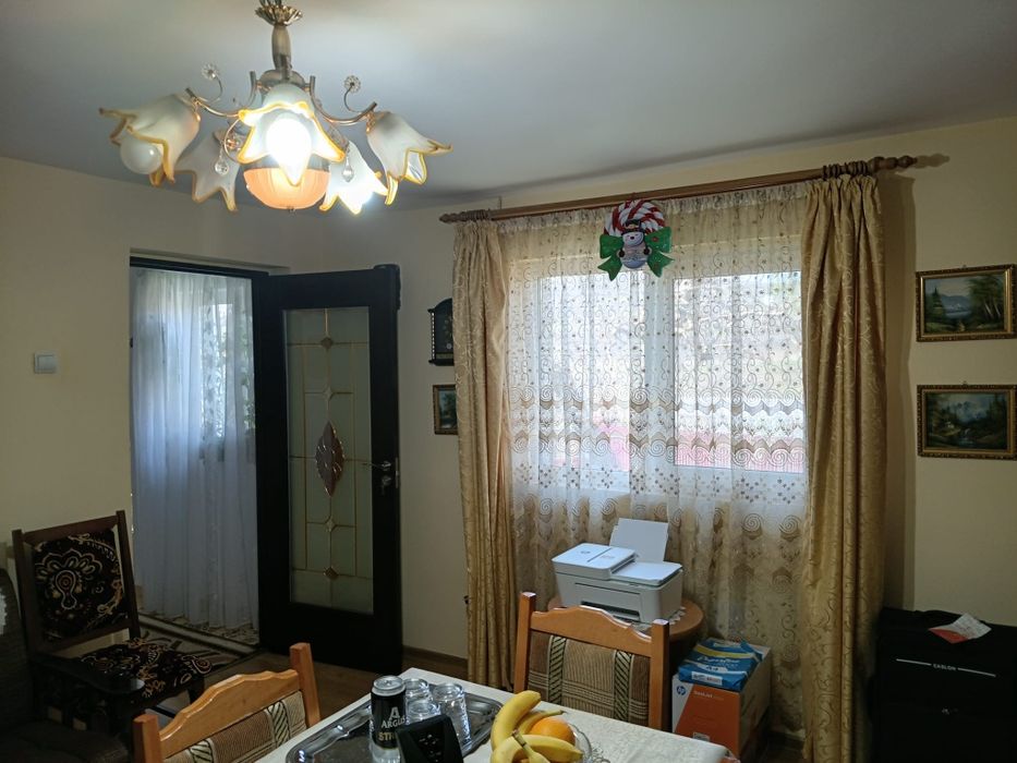 Casă ( condiții ca la bloc ) la asfalt * facilitati plata 2 transe