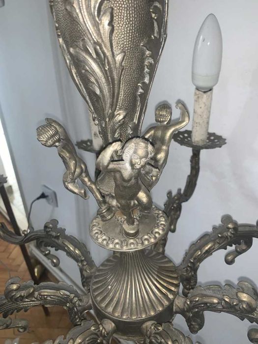 Candelabru cu opt brate ingeras