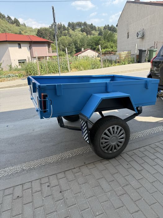 Чисто ново ремарке