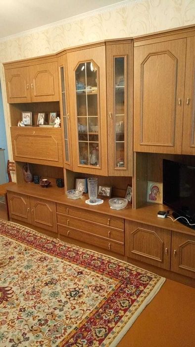 Стенка в гостиную