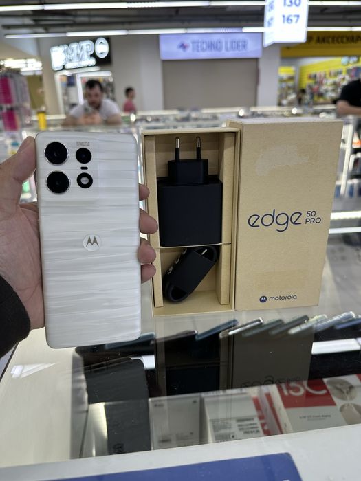 Moto edge 50 pro 12/512