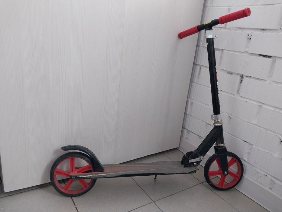 Продам самокат для