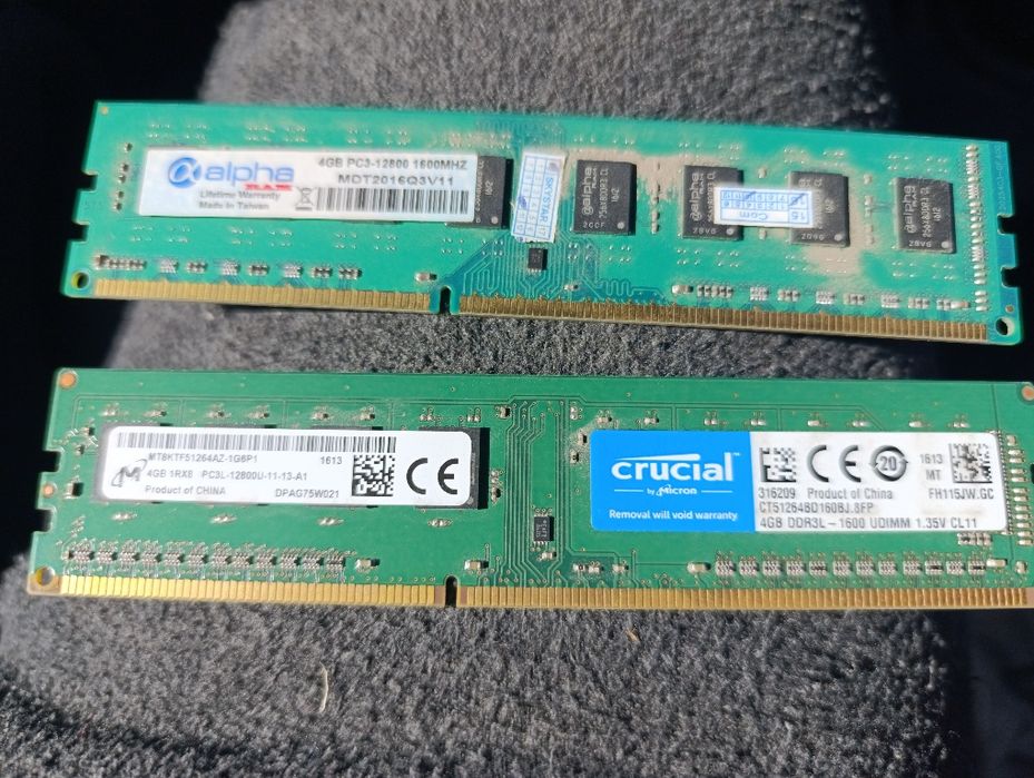 Tzlik xotirasi 4gb 2dona bor