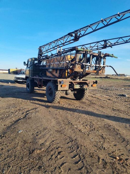 Продается опрыскиватель на базе Газ 66