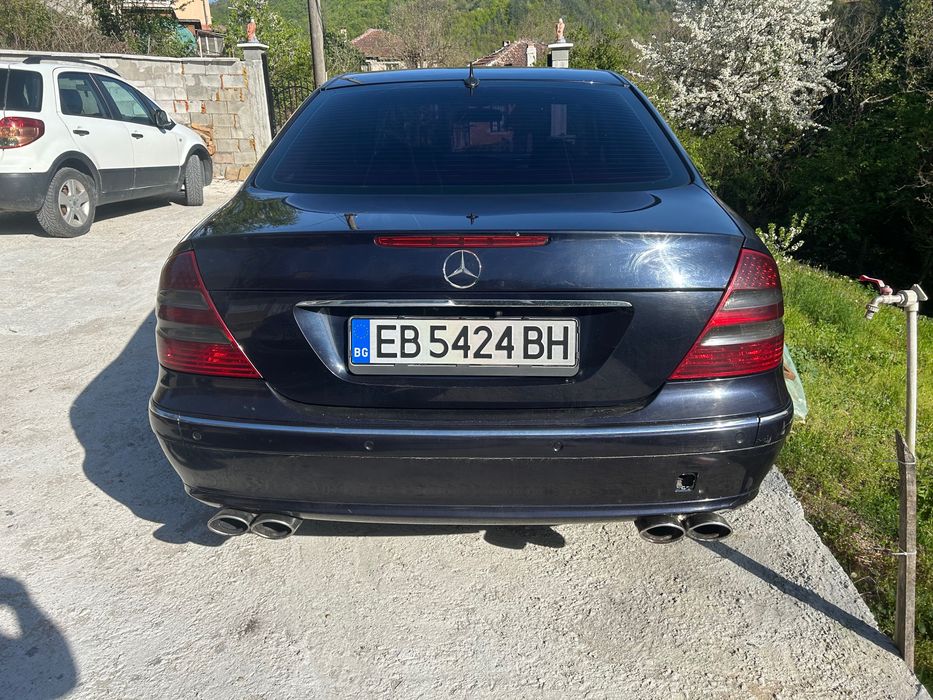 Mercedes w211 E270 CDI Ръчка !