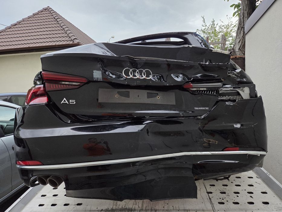 Audi A5 Sportback — avariat  spate — pentru reparatie / dezmembrare