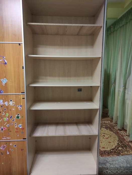 Большой шкаф 3 секции.