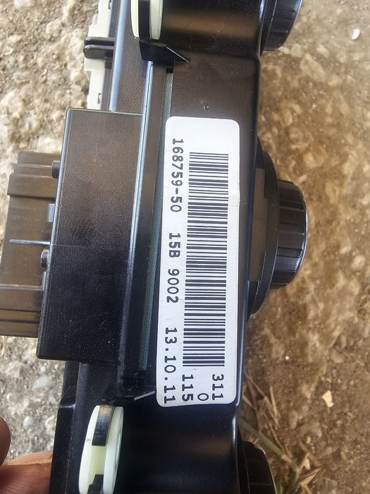 Panou AC Skoda Octavia 2 cod produs:3T0820047