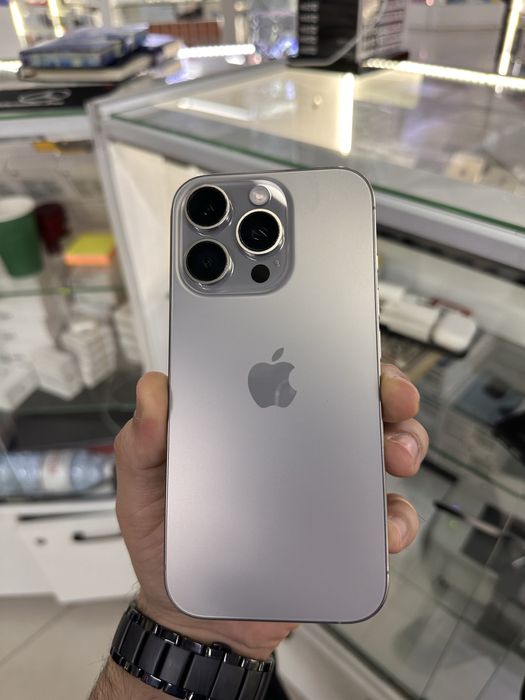 16 pro | 256 Gb and 12 pro max | 256Gb