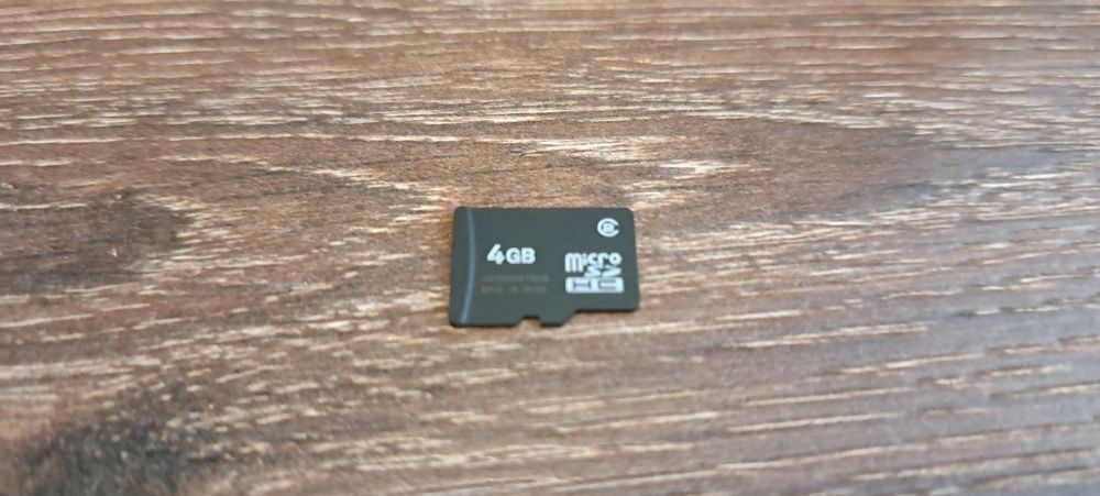 Продавам дрон DJI Spark с аксесоари