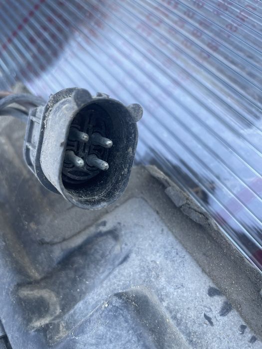 Перфектна бензинова 4-пинова перка за BMW E39