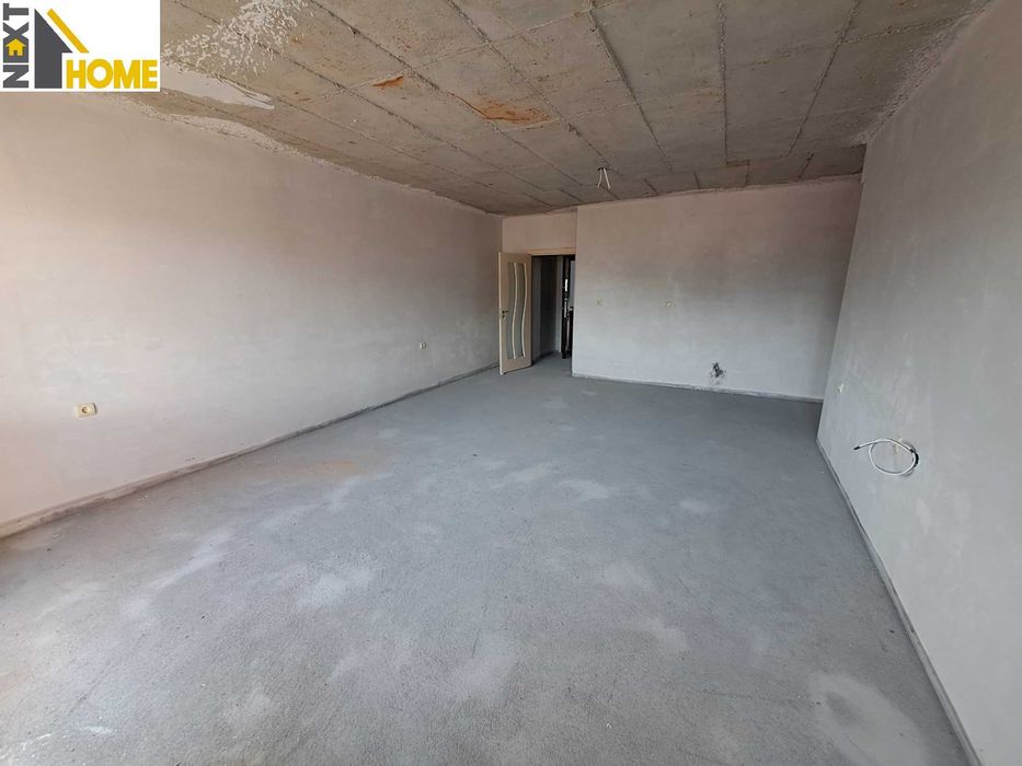 Продава се Четиристаен апартамент в Асеновград - 110 кв.м за 1000 €/кв.м - Снимка #7