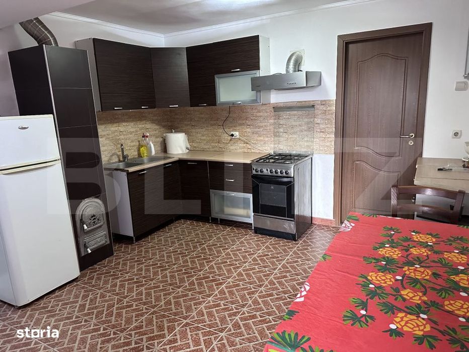 Casa 5 camere, 21 ari teren, zona Darmanesti