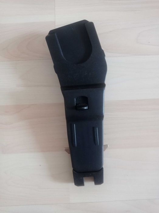 Адаптер за количка/столче за кола Макси Кози (Maxi Cosi)