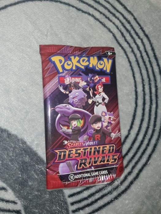 Pachet pokemon destinele rivals Scarlet & violet