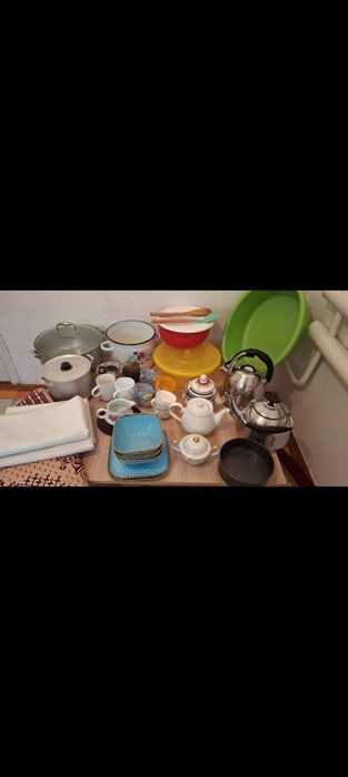 Ыдыс аяқтар. Барлығы 4500тг