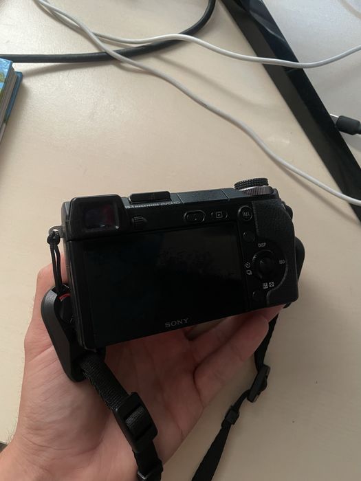 Продам фотоаппарат sony nex-6