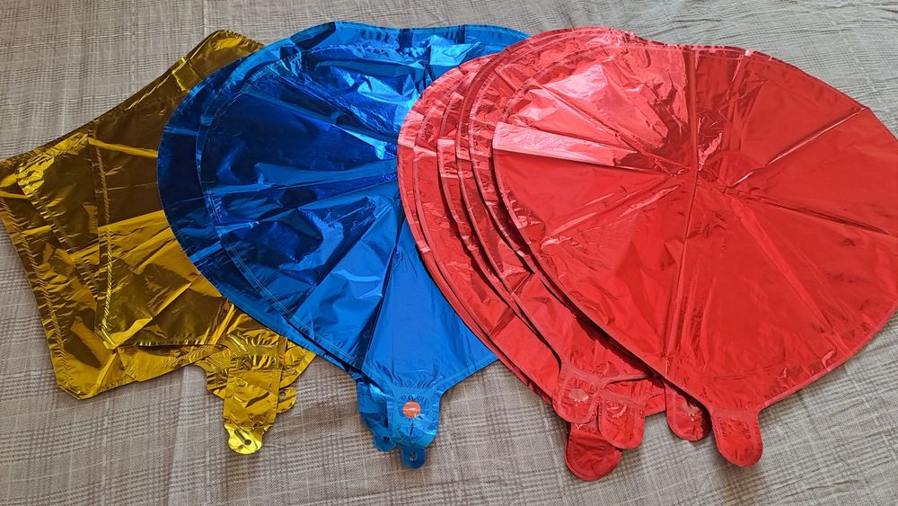 Шары воздушные яркие сердечки