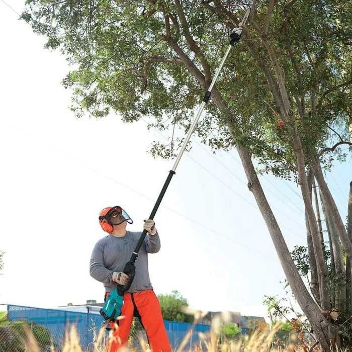 Услуги с телескопична кастрачка, трион, резачка,