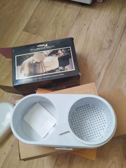 Aparat de curățat Bijuterii