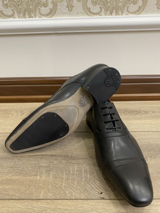 Tufli Hudson razmer 43