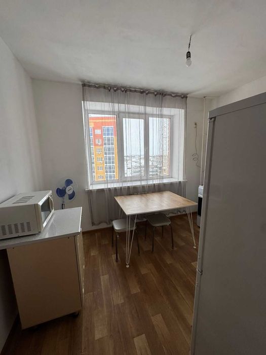 Продается 1 ком квартира в 10 мкр