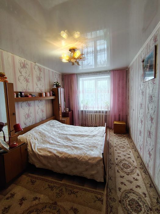 Продам 2 ком квартиру район Байтерек 18900