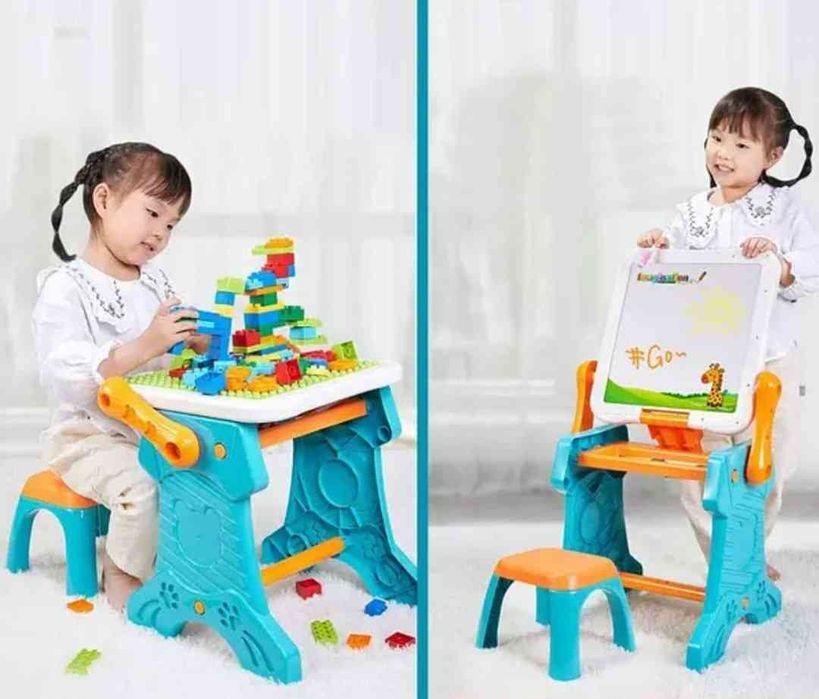 Маленький столик 2 в 1 с конструктором и магнитной доской.