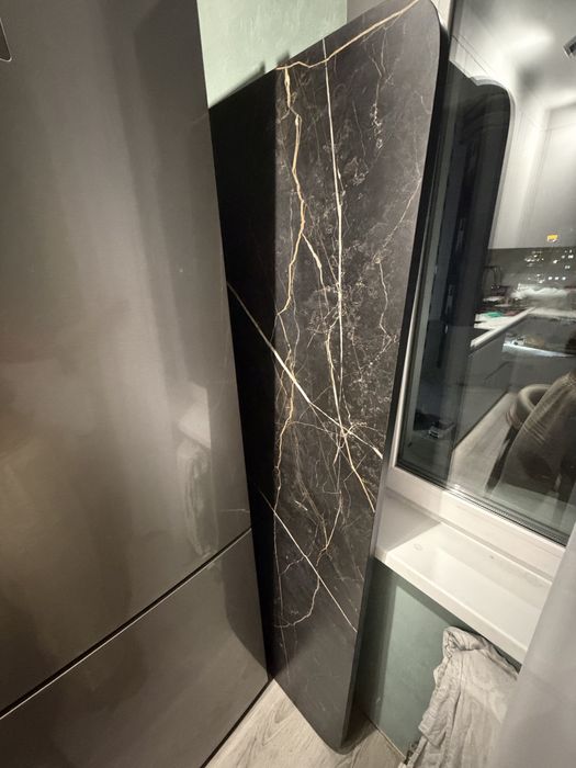 Продам стол и стулья