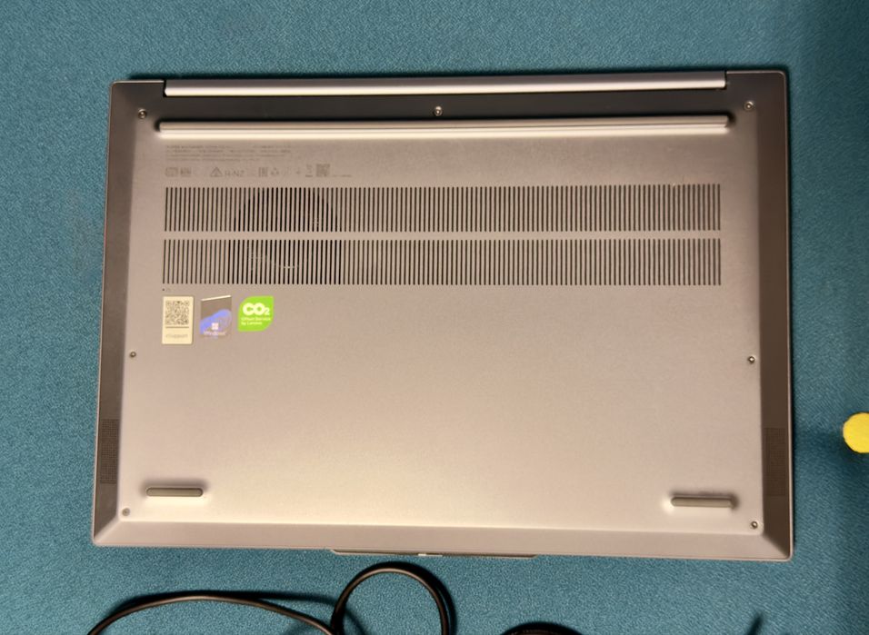 Lenovo ThinkBook 16 G7 – Snapdragon X Plus – 16GB RAM – stare ca NOU