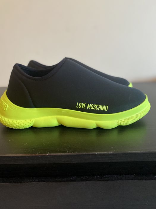 Love Moschino/номер 37