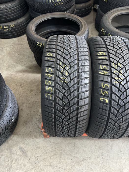 Anvelope Iarna 255/45/19 GoodYear UltraGrip Performance 255 45 19 R19