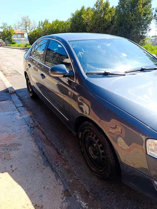 Продавам Пасат В6 2010г. 140 к.с.2000куб.