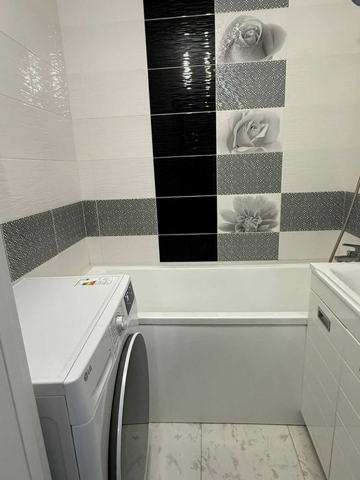 продается  2-ком квартира ОЧЕНЬ дорого !