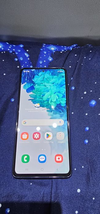 Продам Самсунг с 20 фе