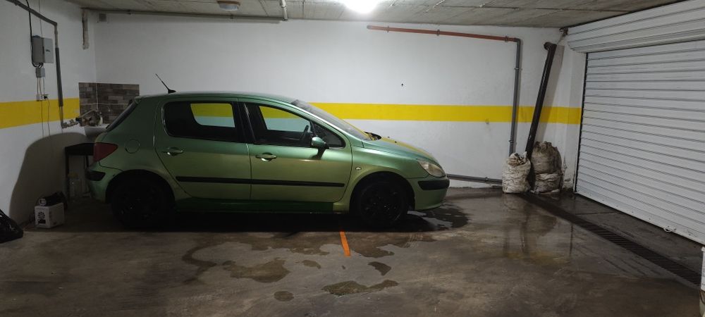 Пежо 307 74 коня бензин ръчка