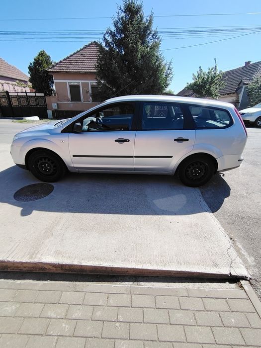 Vând Ford focus An 2006