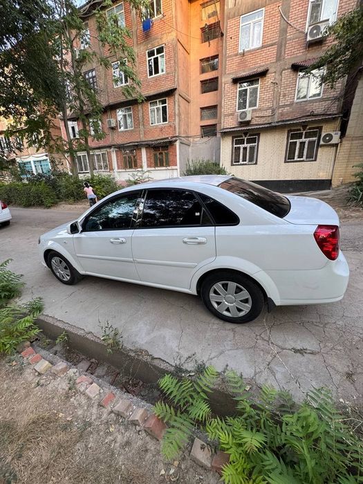 2019 jentra sotiladi  zavod gaz
