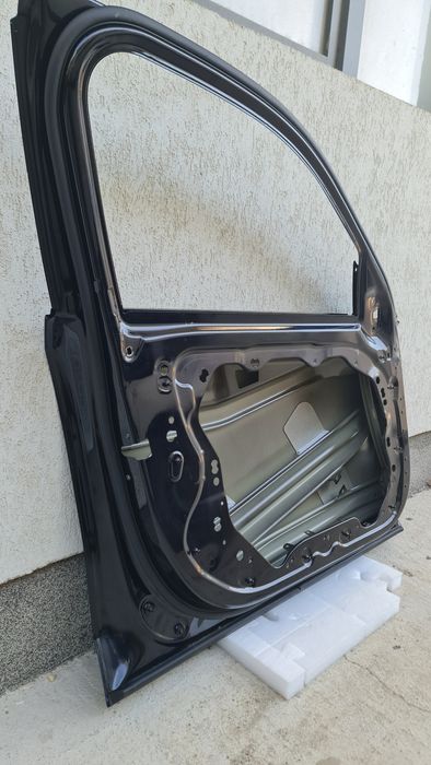 Usa portiera stanga fata BMW 5 G60 G61 2023+