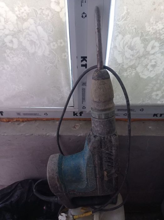 Перфоратор отбойник