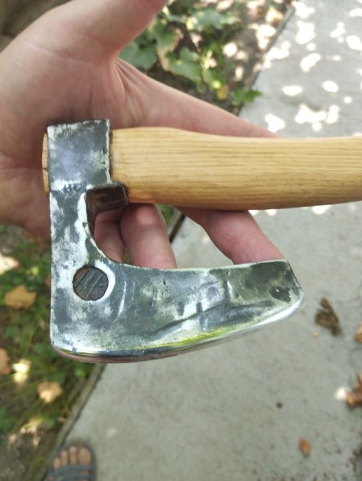 Брадвичка брадва