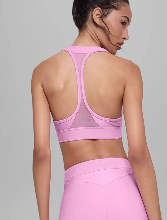 Късо Бюстите Alo Yoga New collection