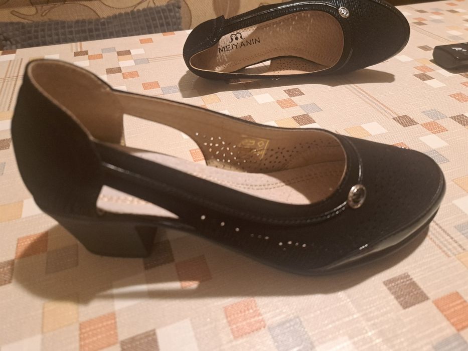 Дамски обувки 36