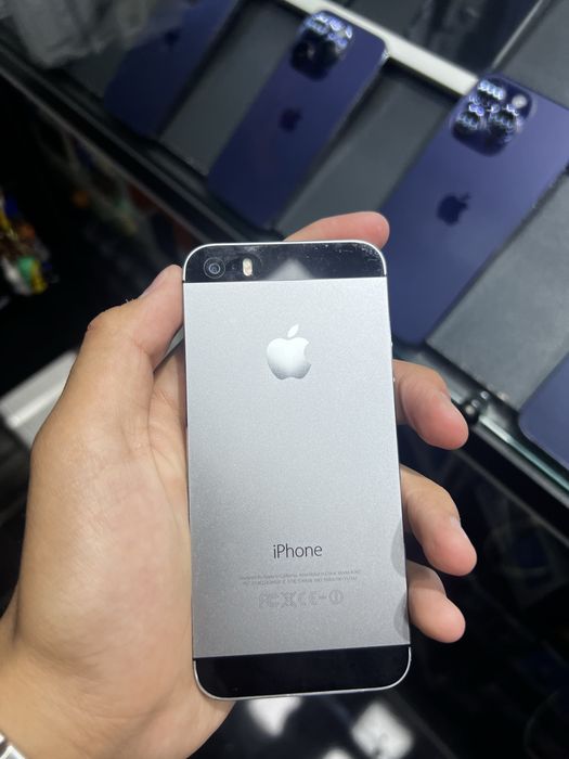 Apple iPhone 5 16 GB Black
