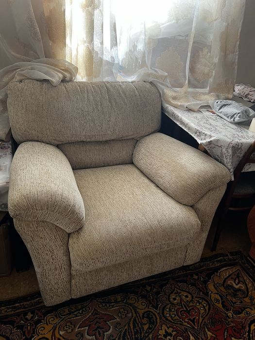 Б/у Диван Уголок + 1 Кресло